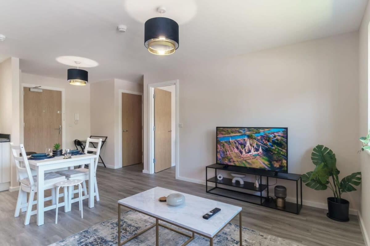 Apartment Lovely 1 Bed - Sleeps 3 Manchester